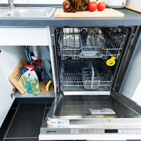 Appartement Bellabene Modernes Studioapartment In Zentraler Lage, Arbeitsplatz, Parkplatz *