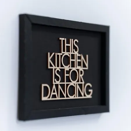 Bellabene Modernes Studioapartment In Zentraler Lage, Arbeitsplatz, Parkplatz Appartement Pforzheim