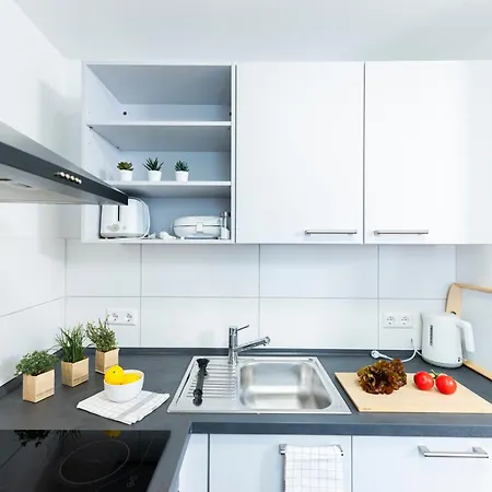 Bellabene Modernes Studioapartment In Zentraler Lage, Arbeitsplatz, Parkplatz Appartement