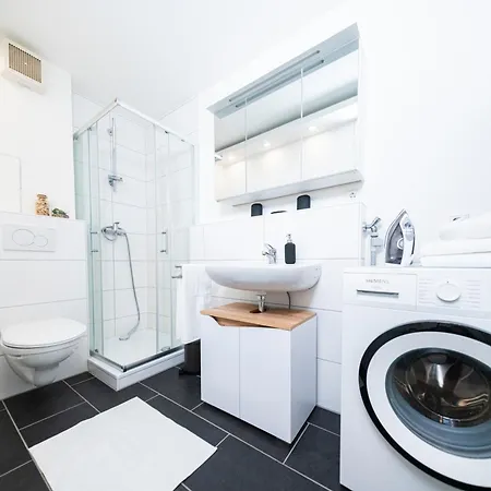 Bellabene Modernes Studioapartment In Zentraler Lage, Arbeitsplatz, Parkplatz *