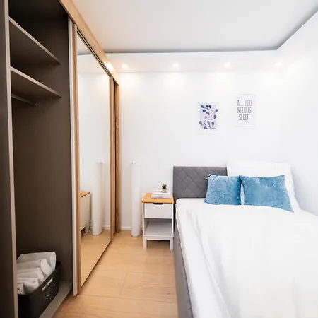 Bellabene Modernes Studioapartment In Zentraler Lage, Arbeitsplatz, Parkplatz Pforzheim