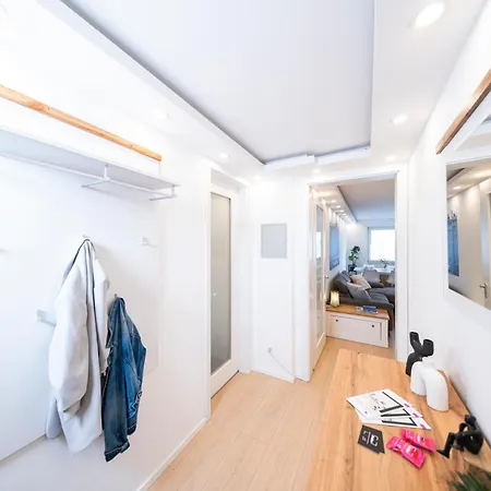 Bellabene Modernes Studioapartment In Zentraler Lage, Arbeitsplatz, Parkplatz Appartement *