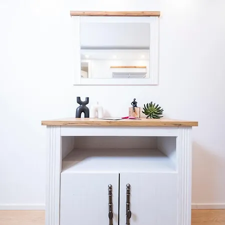 Bellabene Modernes Studioapartment In Zentraler Lage, Arbeitsplatz, Parkplatz *